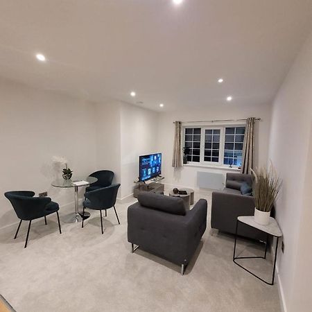 Luxury 2 Bed Apartment In The Heart Of Rochester Wainscot 외부 사진