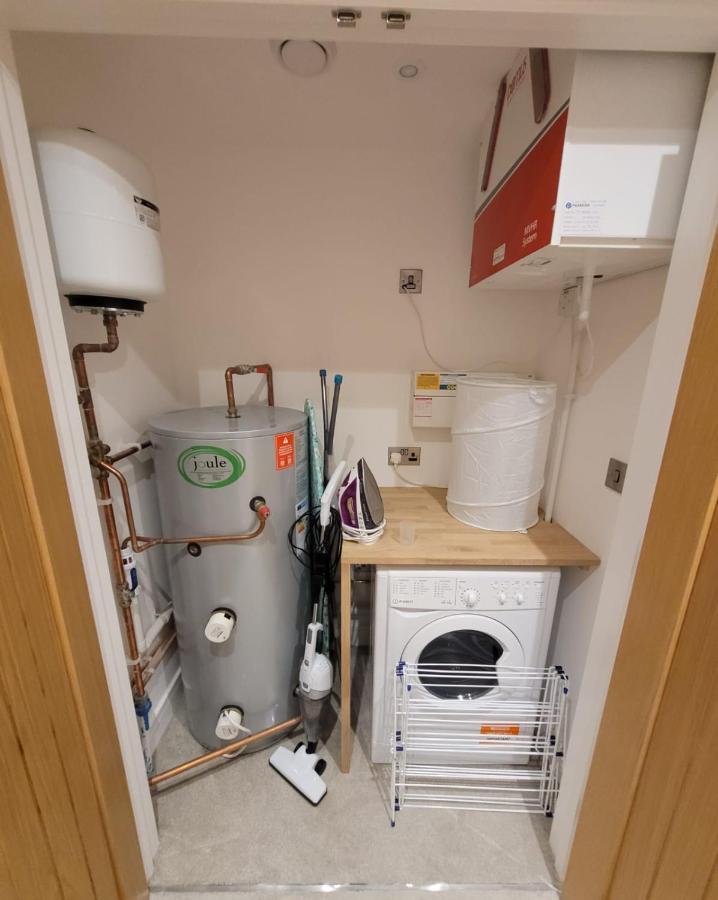 Luxury 2 Bed Apartment In The Heart Of Rochester Wainscot 외부 사진
